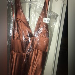 Woman’s gown plus size previenes